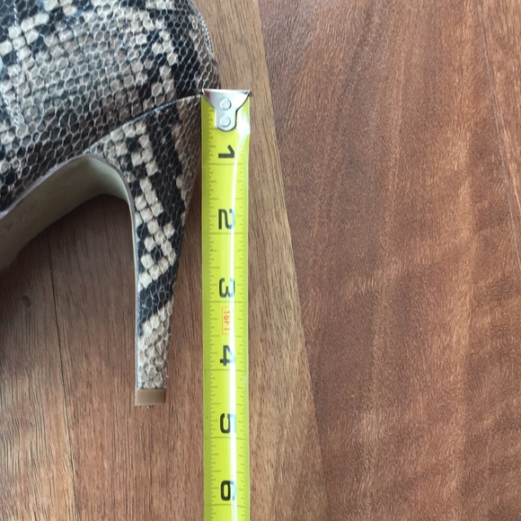 BNWOT Nine West heels - Picture 11 of 13